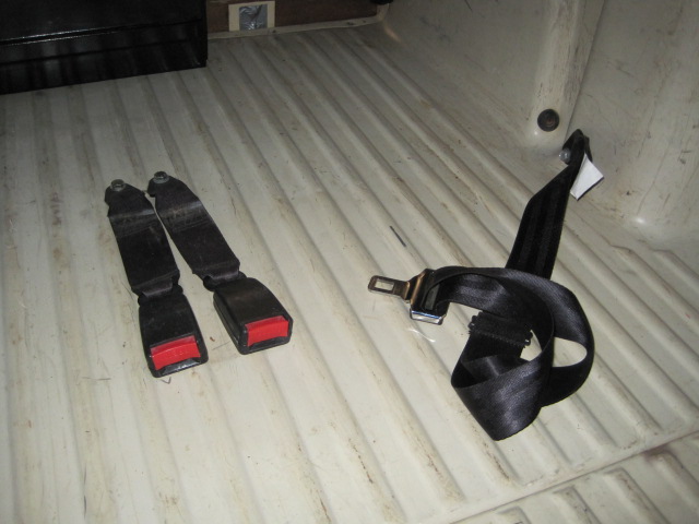 Montage ceinture arriere 2cv sale
