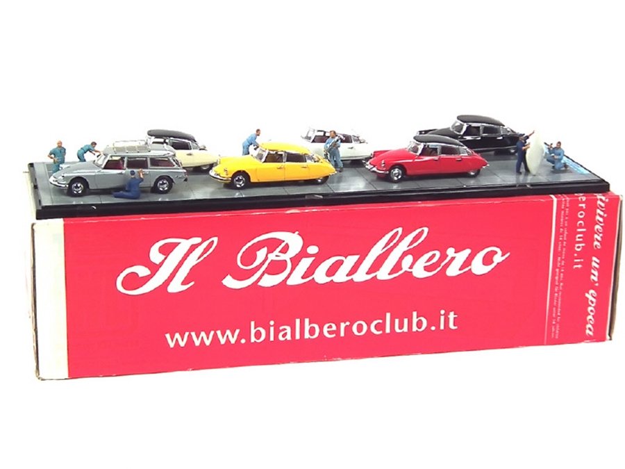 IL BLALBERO (Italie) -  Coffret 50ans de la DS contient 6 Citroën DS, figurines et diorama sur base Rio, série limitée 50ex, représente une chaine de montage -.jpg