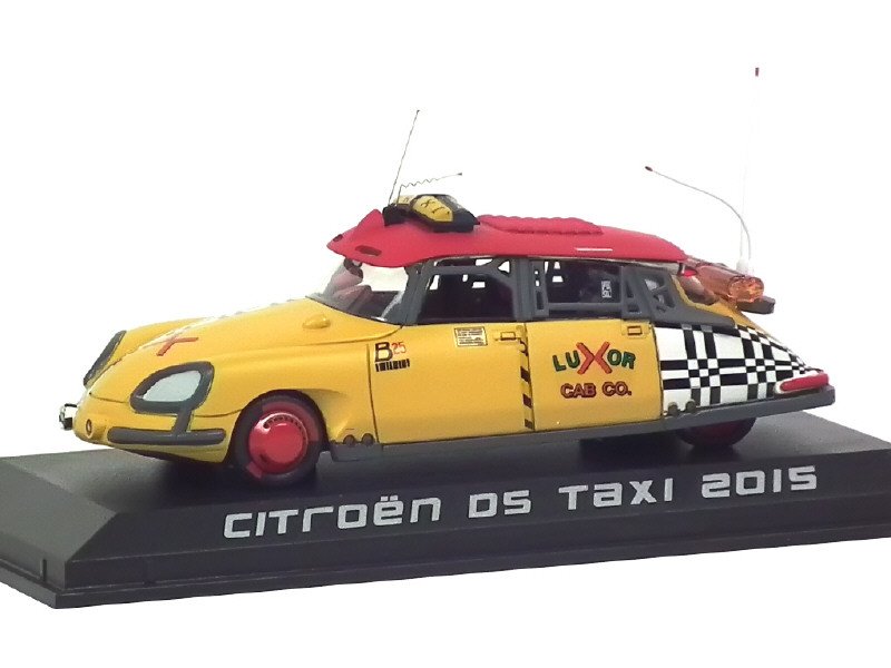 NOREV PROVENCE MOULAGE France -PM0043- Citroën DS Taxi 2015, voiture issue du 2ème volet de la célèbre trilogie Retour vers le Futur, éch 1.43,  jaune et rouge foncé -.jpg
