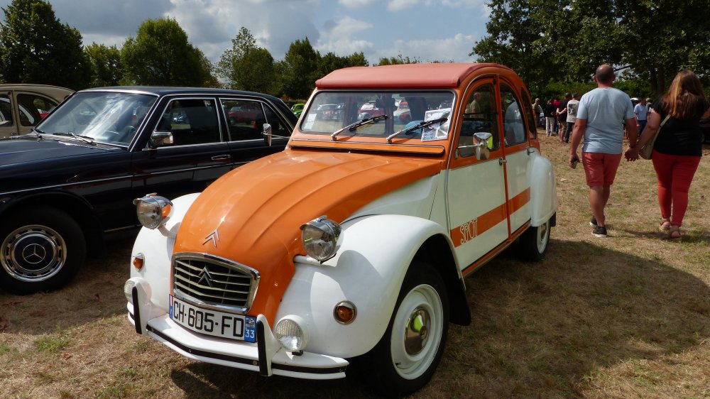 2 CV (2).JPG