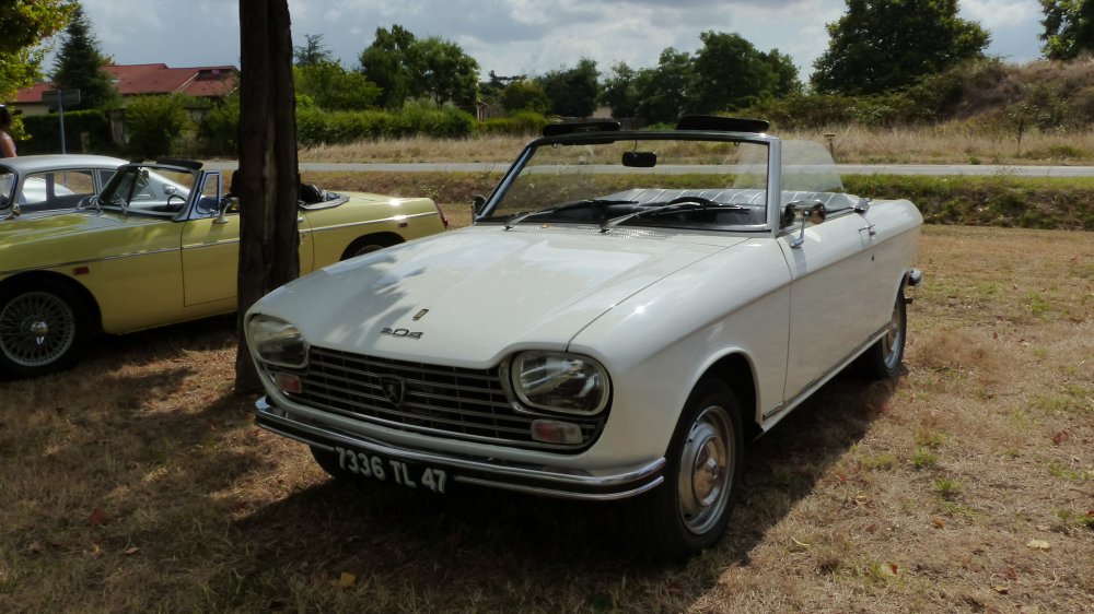 204 Cab.JPG