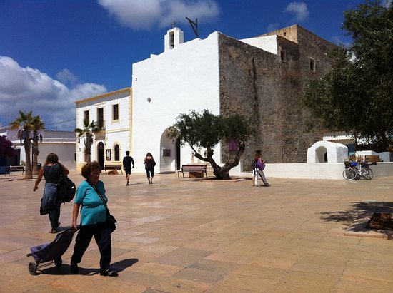 sant-francesc-formentera.jpg