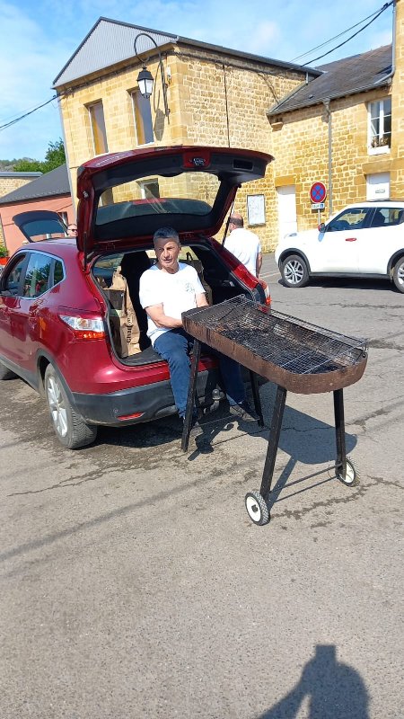 Phil 95 promène le BBQ