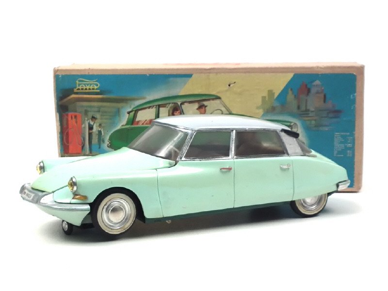 PAYA (Espagne) -3091- Citroën DS19 Electrique, long 41cm, moteur à piles et phares électriques, bleu pâle toit crème - Peu courant -.jpg