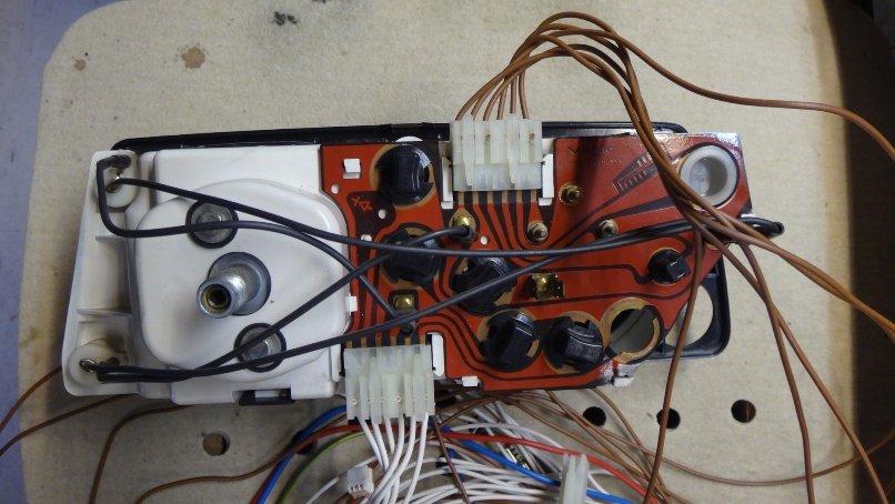 Connecteurs Bosch lave vaisselle_r.JPG