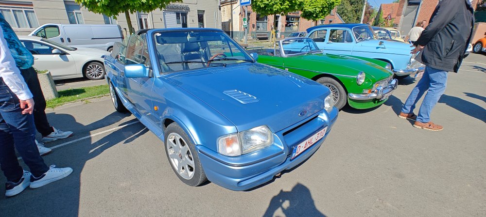 ford_xr3_1.jpg