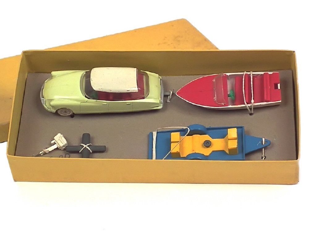 SOLIDO France -12- Coffret voiture démontable Junior, Citroën DS 19, éch 1.43 avec remorque  plateau, moteur, support, canot, clef de démontage - Rare -.jpg