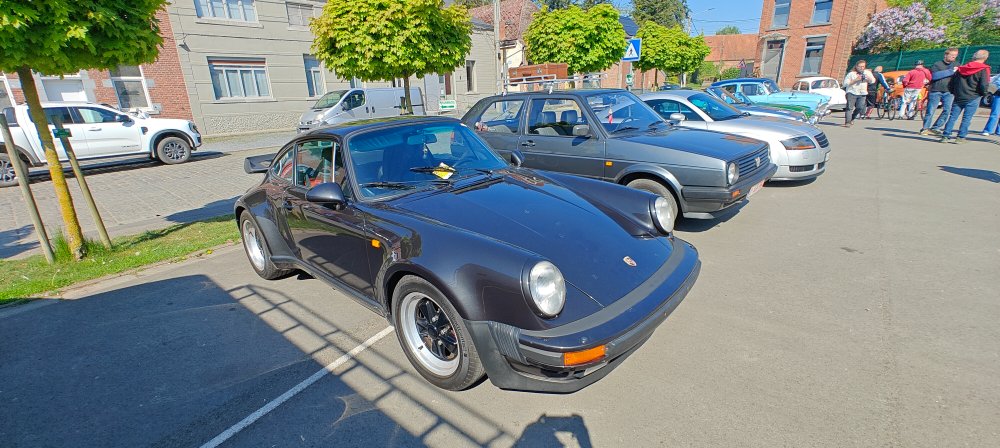 Porsche_911_1.jpg