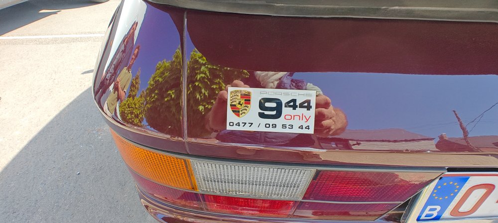 Porsche_944_3.jpg