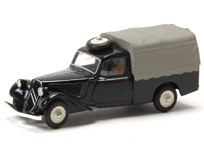 YESTERDAY MODELS -  Citroën 11CV camionnette bâchée 1953 en résine et plastique noir bâche grise -.jpg