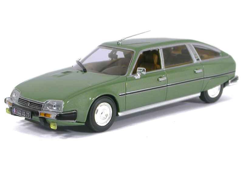 MNICHAMPS (Allemagne) -400111020-  Citroën CX Prestige 1982  monté métal, éch 1.43 sans ouvrants, vert clair métal -.jpg
