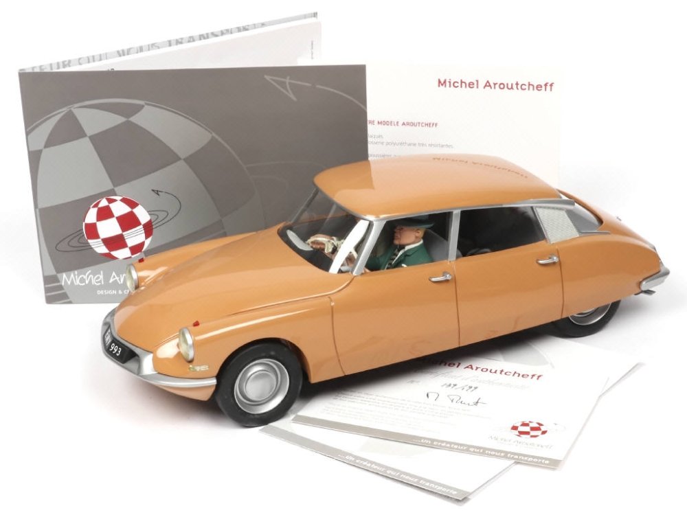 AROUTCHEFF France -ARJ05- Citroën ID19 1958-59, Black et Mortimer, tirée de la bande dessinée L Affaire du Collier, éditée et numérotée à 199ex, marron clair - Peu courant -.jpg