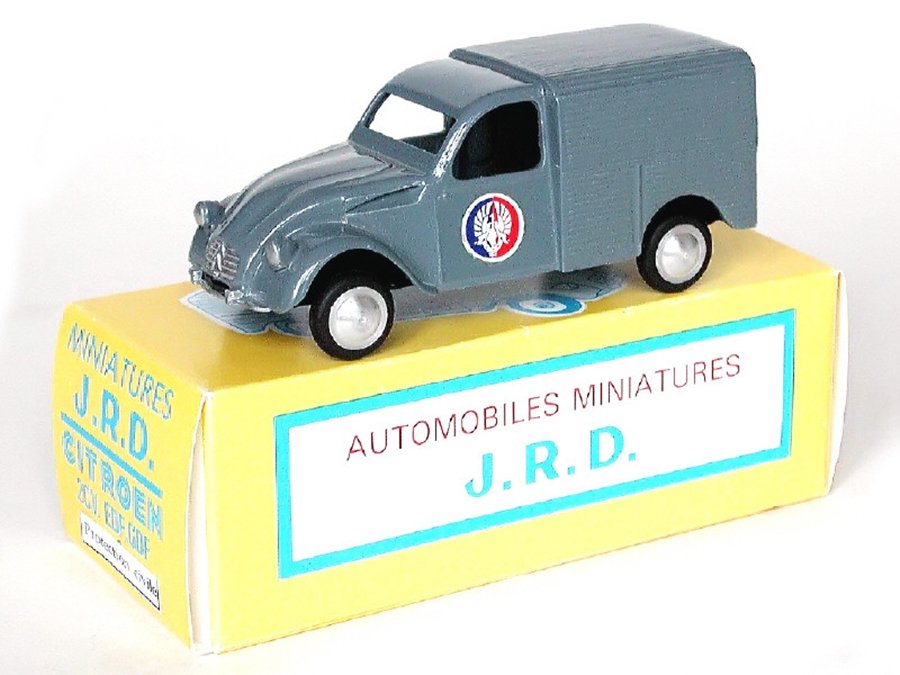 JRD France - Citroën 2CV camionnette Protection Civile, éch 1.43 série limitée numérotée 230 ex, gris foncé -.jpg