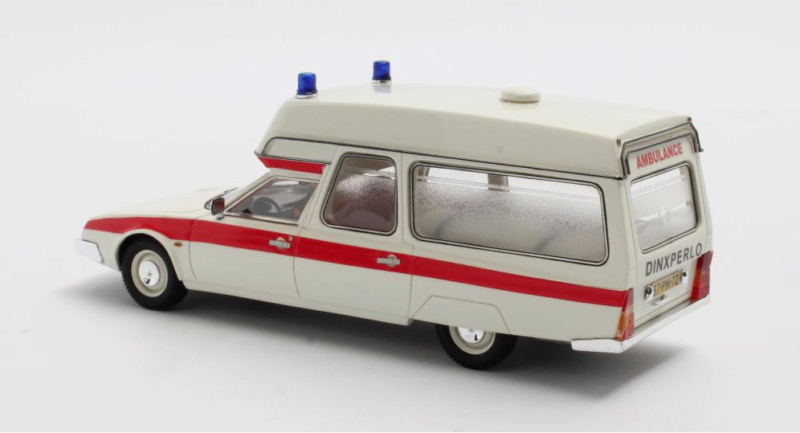 MATRIX -MX40304.102- Citroën CX Ambulance -.png