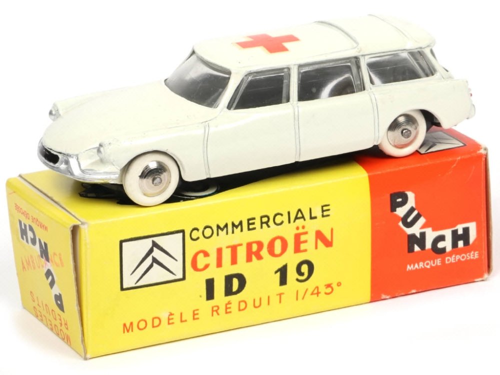 PUNCH France - Citroën ID 19 Break Ambulance, distribué par les magasins Monoprix, avec boîte spécifique, blanc - Peu courant -.jpg