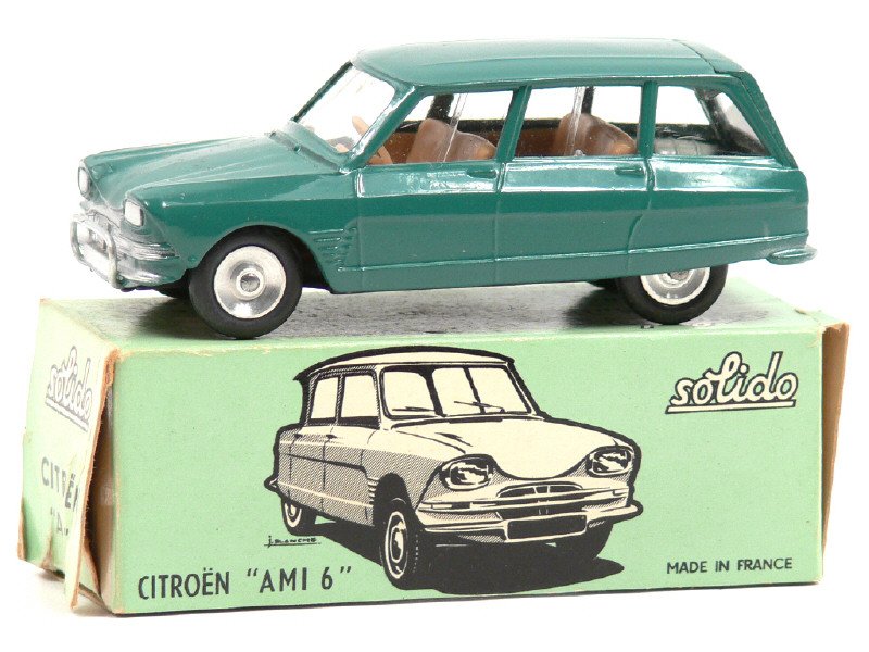 SOLIDO France -141- Citroën Ami 6 break -.jpg