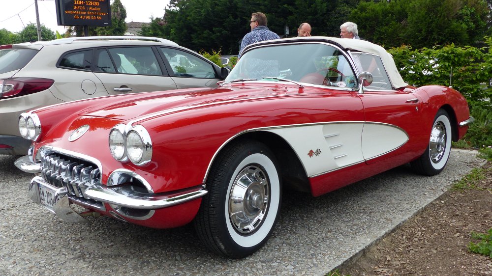 Corvette.JPG