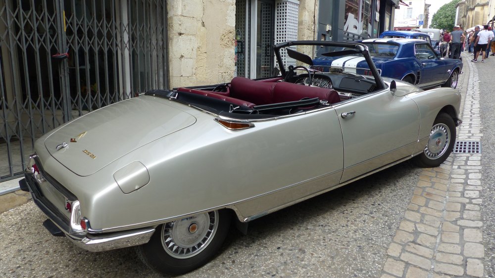 Citroen DS21 Cab (1).JPG