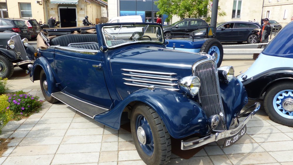 Renault Primaquatre.JPG