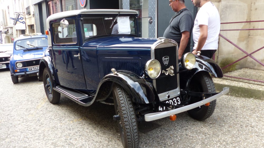 Peugeot 201.JPG