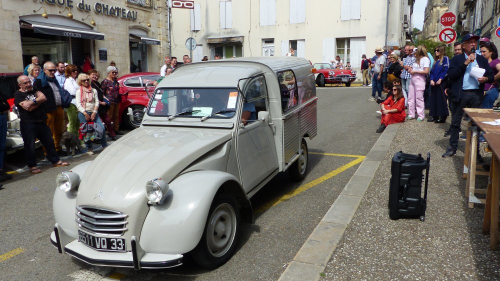 Concours d'élégance (32).JPG