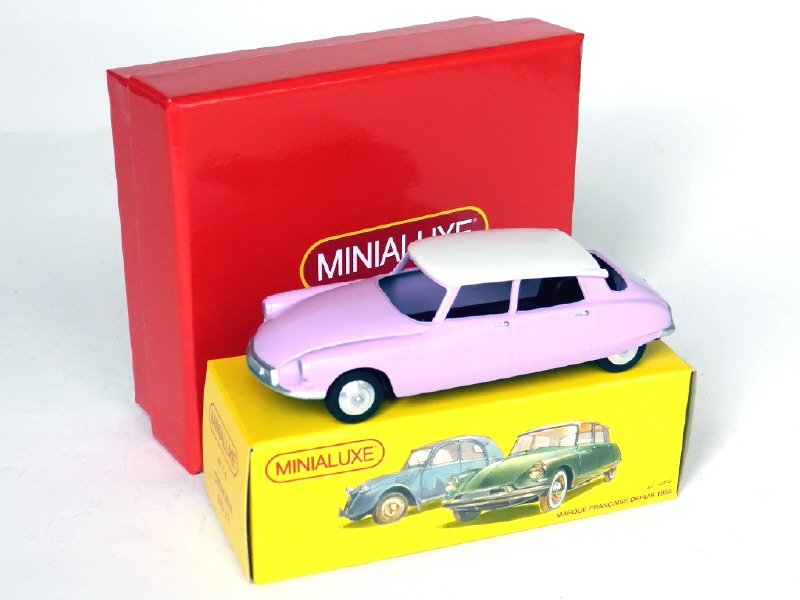 MINIALUXE France -1.1-  Citroën DS19, série Classic, mauve toit ivoire -.jpg