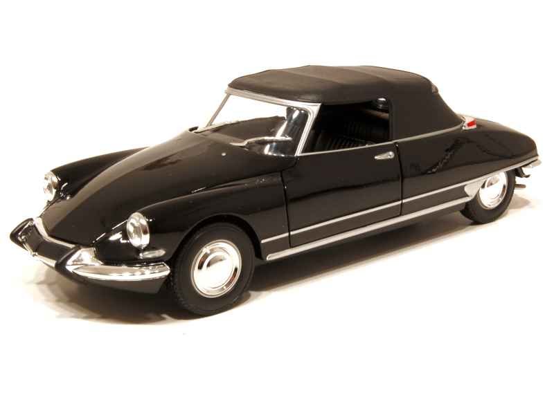 WELLY -22506HWBK- Citroën DS 19 Cabriolet, monté métal, éch 1.24, avec ouvrants, noir -.jpg