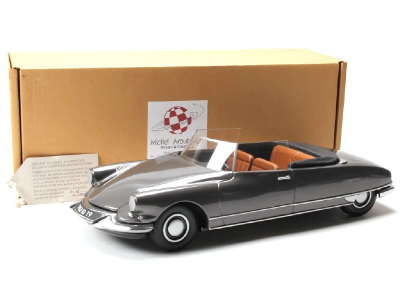 AROUTCHEFF France - Citroën DS19 cabriolet 1963, long 43cm, édition limitée 500ex, sans personnages, gris anthracite métal -.jpg