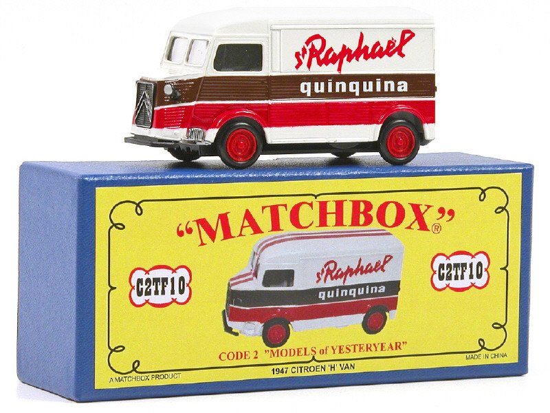 MATCHBOX MODELS OF YESTERDAY (GB) -C2TF10- Citroën H fourgon St Raphaël, blanc, rouge et marron -.jpg