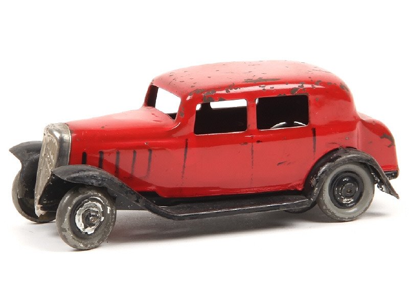 CITROËN France -41.1- Citroên Rosalie 15CV 1933, long 14cm, moteur à friction, logo avec cygne et chevrons sur la malle arrière, rouge, chassis noir - Rare -.jpg