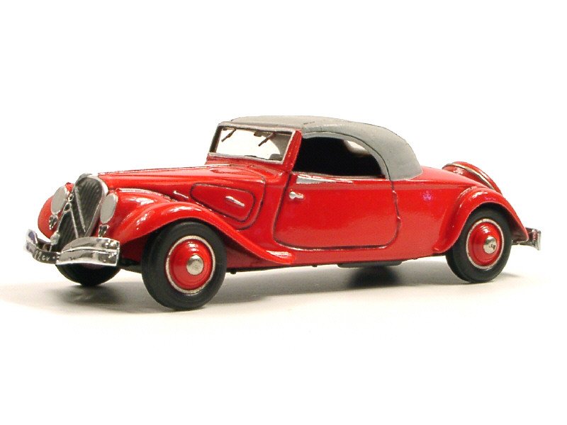 DEVOS France -C1C- Citroën 22CV Cabriolet 1934, version capotée, série limitée hors série, rouge - Peu courant -.jpg