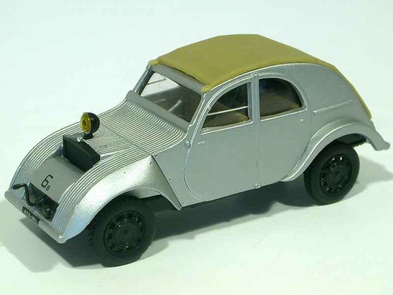 NOREV France - 150013- Citroën 2 CV Prototype Terrasson 1939, monté métal, éch 1.43, sans ouvrants, argent -.jpg