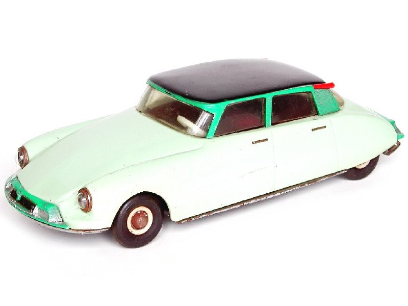 RCP ALBERT RICHARD-PARIS -6565- Citroën DS19  électrique, long 31cm, moteur à piles, phares électriques, beige, vert toit noir - Peu courant -.jpg